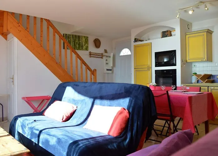 Sp450-052 3 Pieces 6 Couchages Pierre La * Saint-Pierre-la-Mer (Aude)